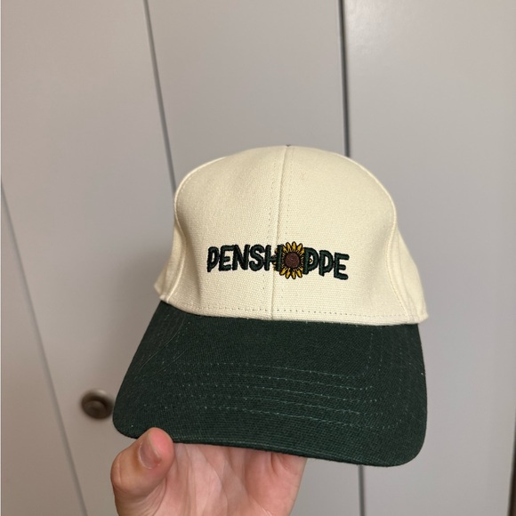 Penshoope Green and Cream Sunflower Hat Size Small - Picture 1 of 7